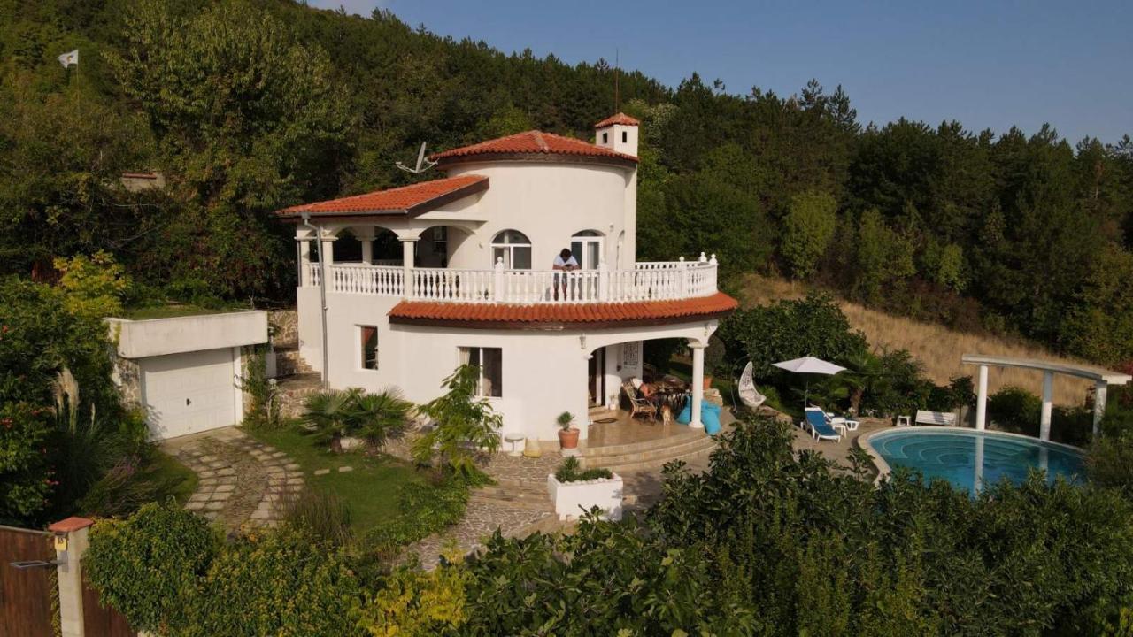 Villa Sky Music Обзор Екстер'єр фото