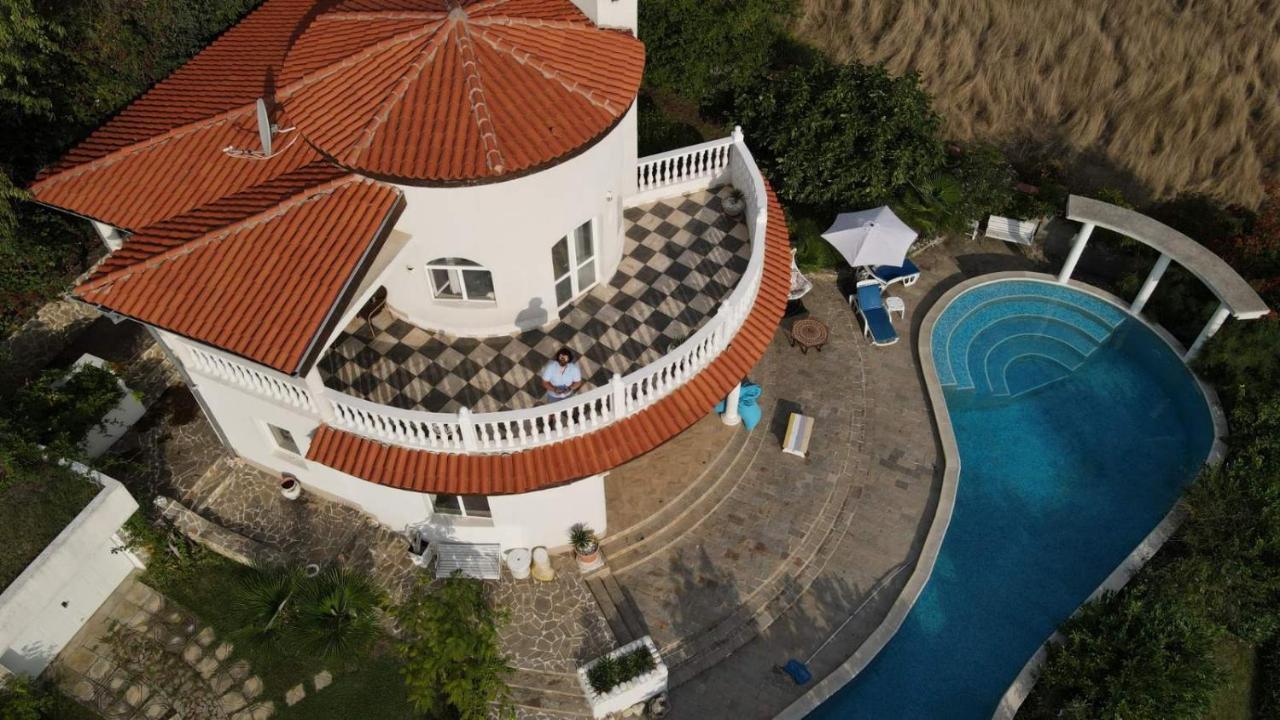 Villa Sky Music Обзор Екстер'єр фото